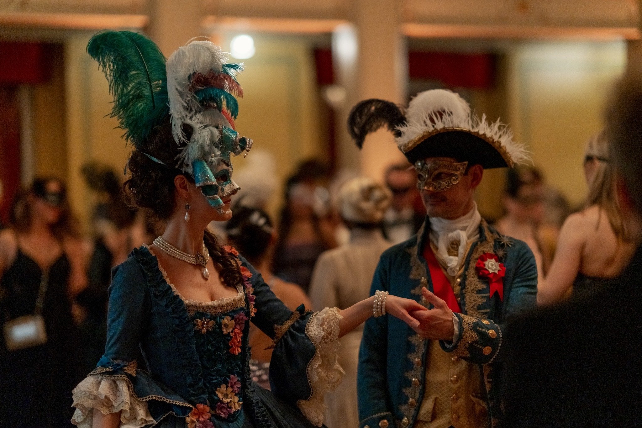 OsloOperaball_masquerade_bridgerton